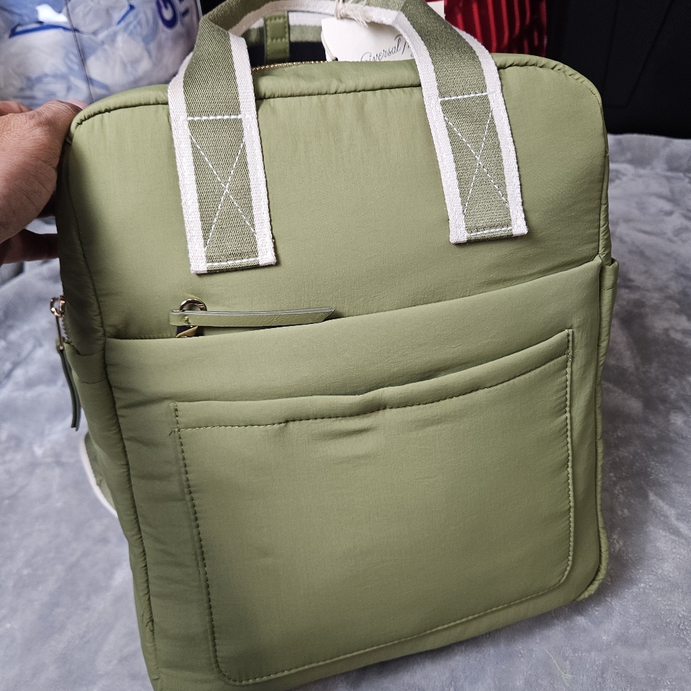 New Universal Thread Green Square Backpack - image 3
